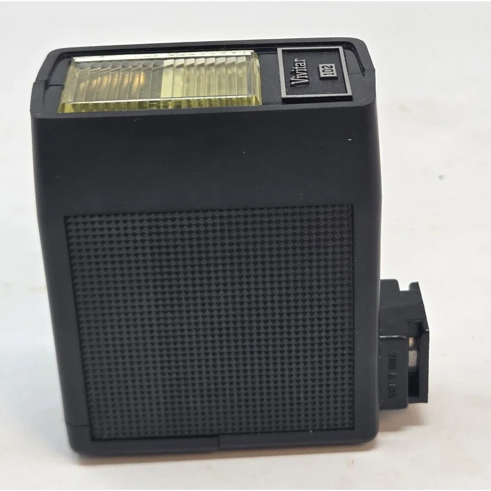 Vivitar 102 Electronic Flash Hot Shoe PC Sync 1976 Film Camera Vintage